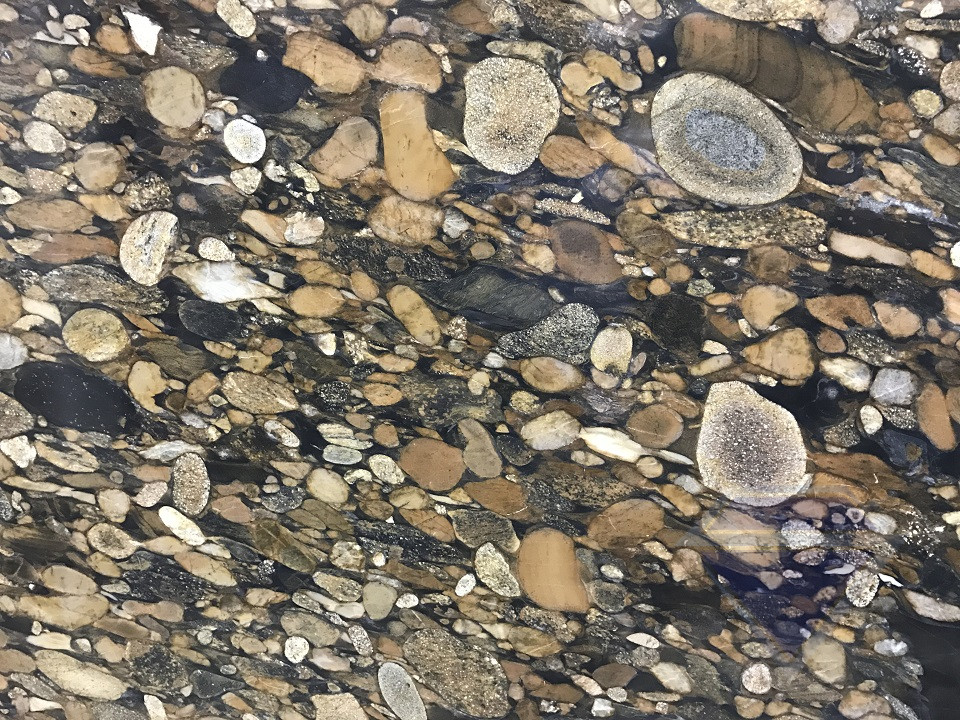 pietra di fiume granite